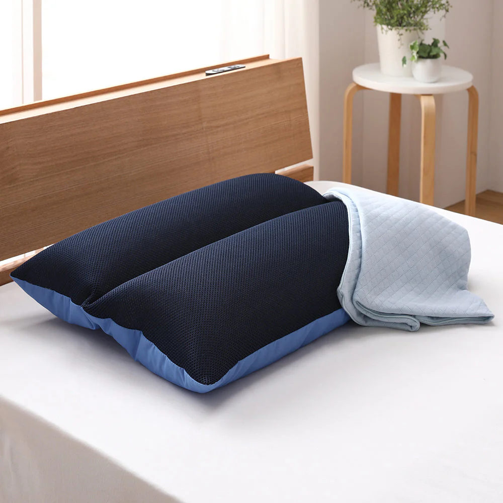 いびきのことを考えた枕:枕カバー付き(ブルー)